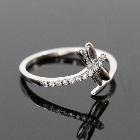 Bautiful Dragonfly Ring