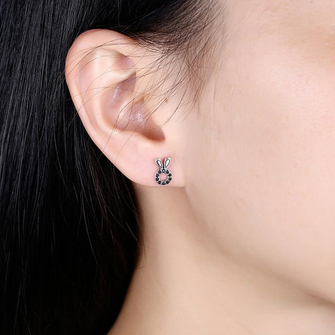 925 Sterling Silver Vintage Tiny Rabbit & Carrot Earrings