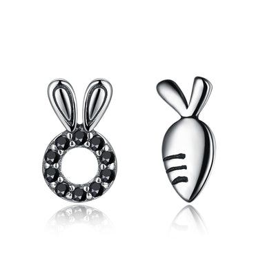 925 Sterling Silver Vintage Tiny Rabbit & Carrot Earrings