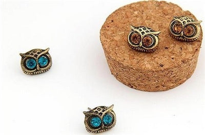 Retro Big Eyes Owl Earrings